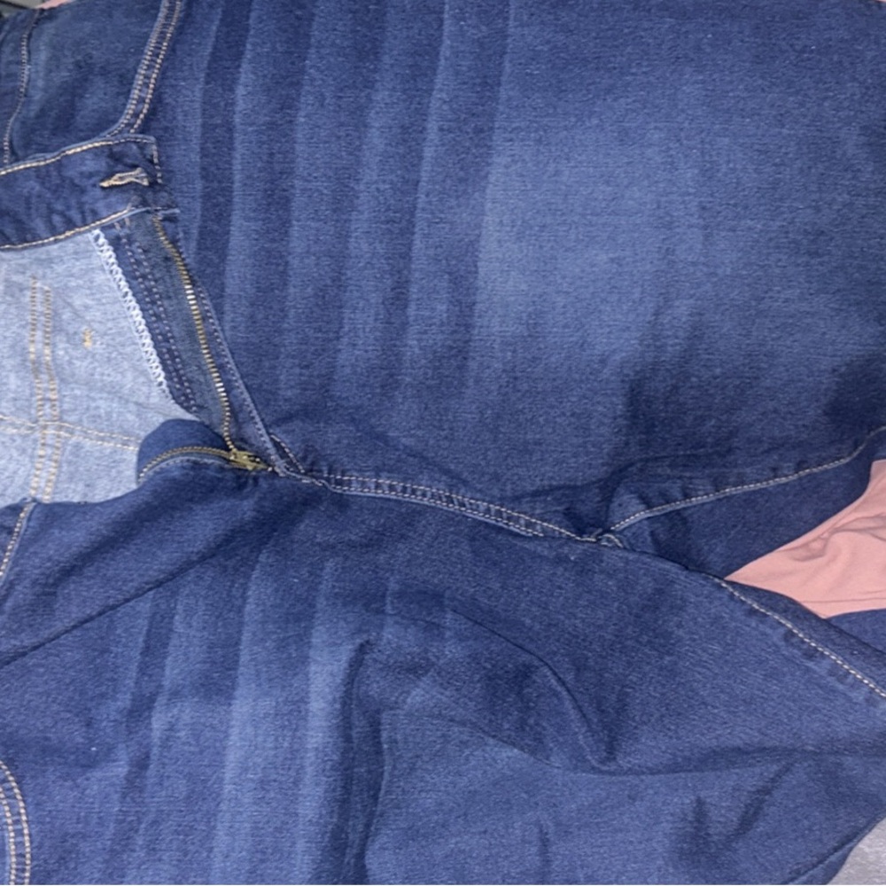 Brand new never warn. With tags 24 Jean SHEIN curve